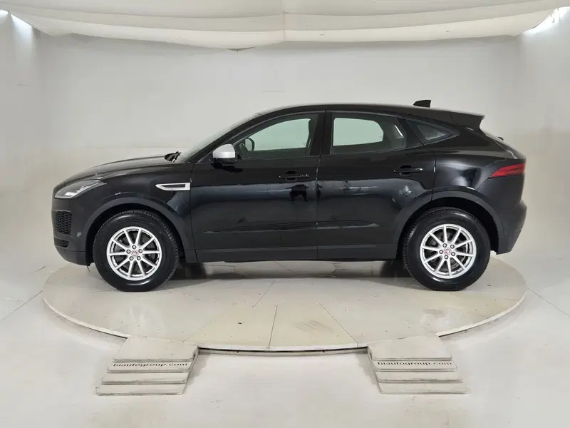 Jaguar E-Pace usata a Torino (6)