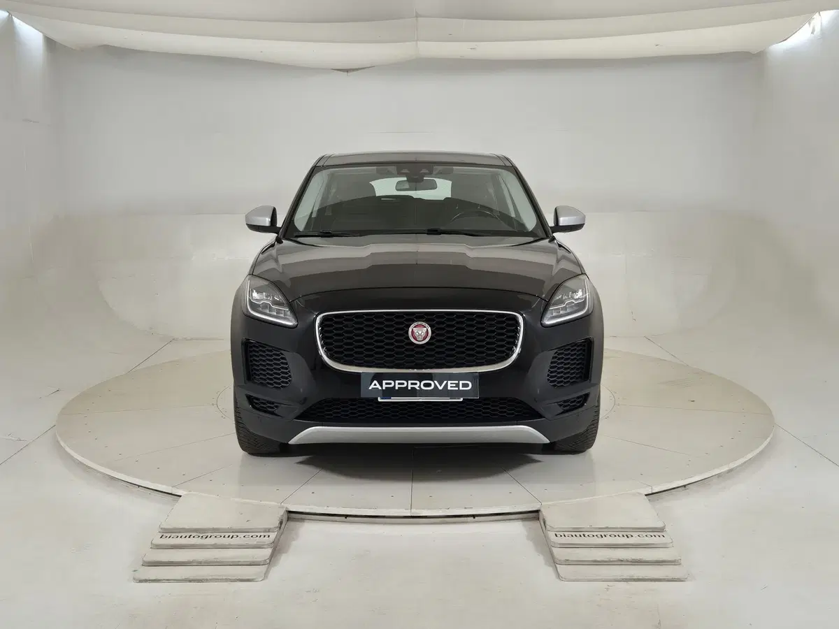 Jaguar E-Pace usata a Torino (8)
