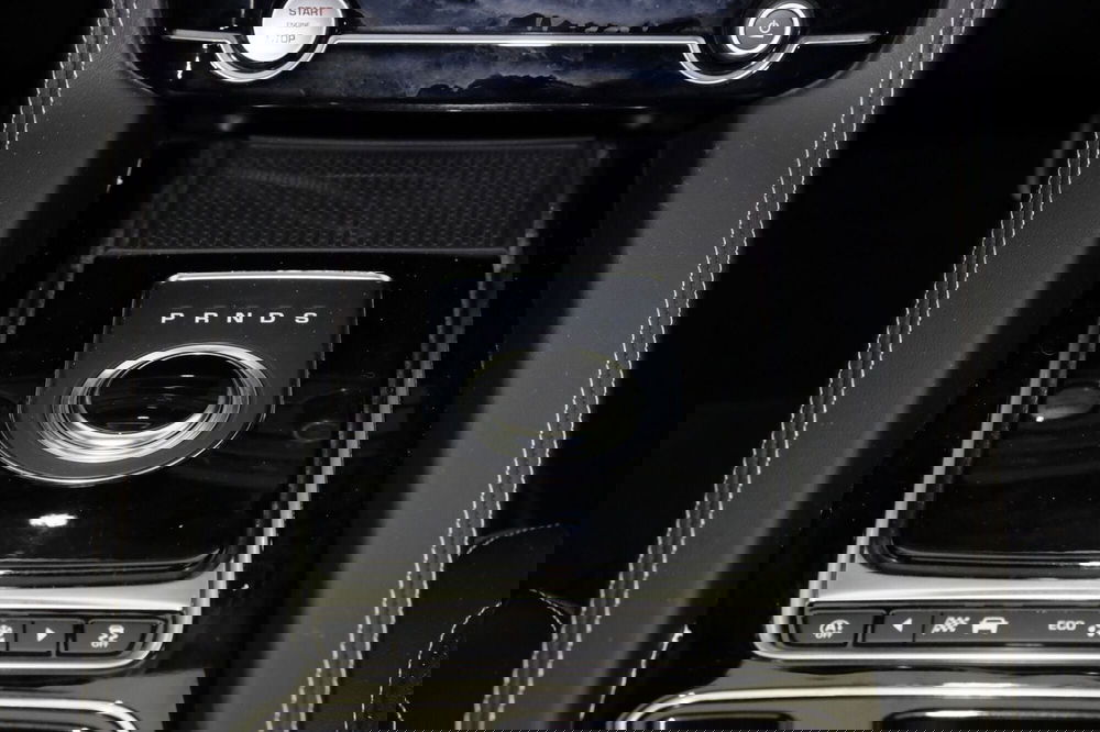 Jaguar F-Pace usata a Torino (11)