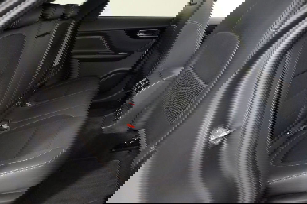 Jaguar F-Pace usata a Torino (5)