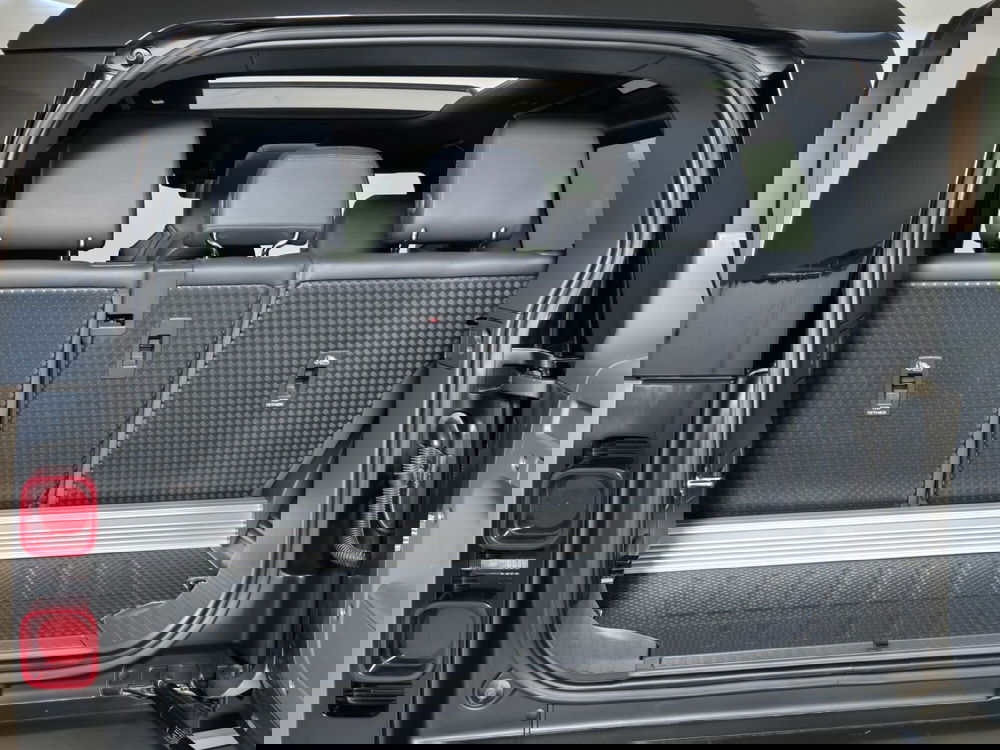 Land Rover Defender usata a Torino (13)