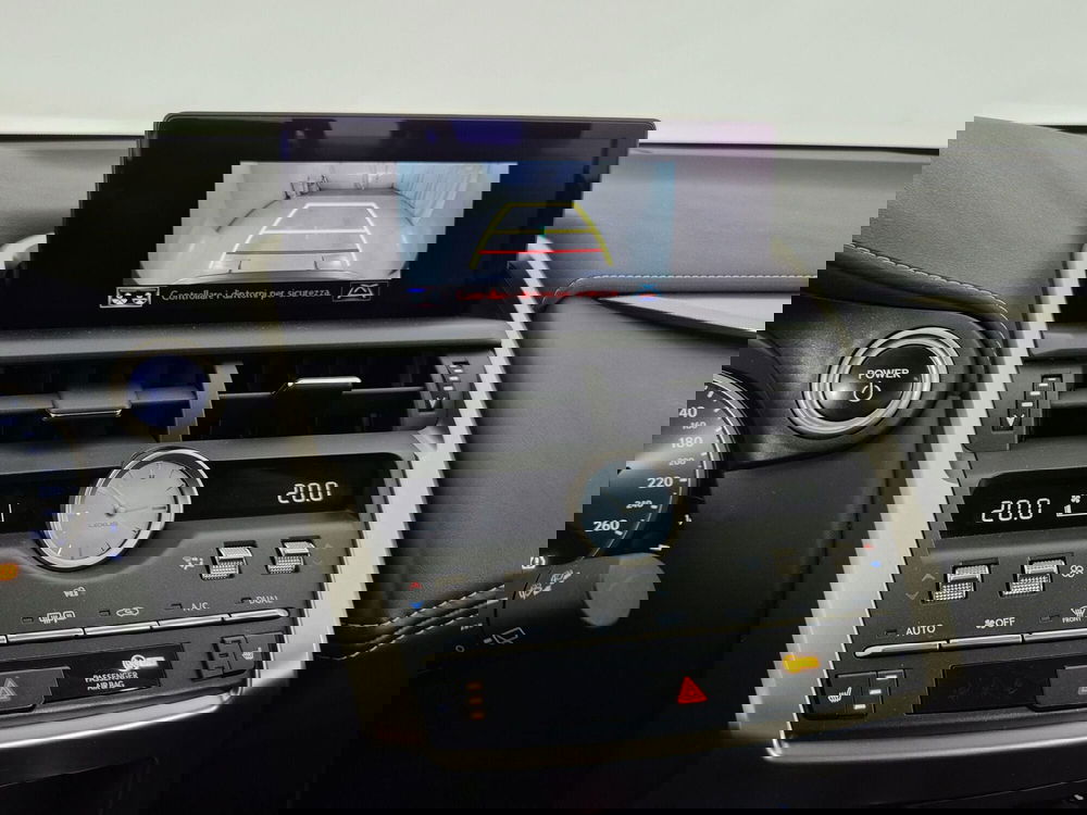 Lexus NX usata a Torino (16)