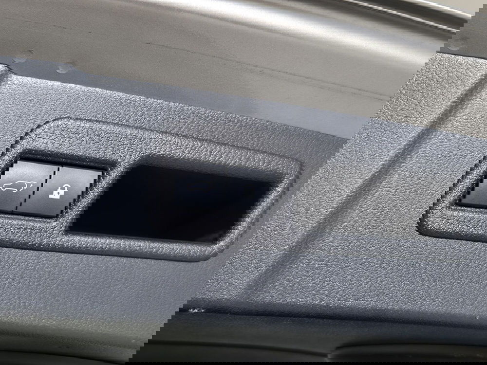 Lexus NX usata a Torino (18)