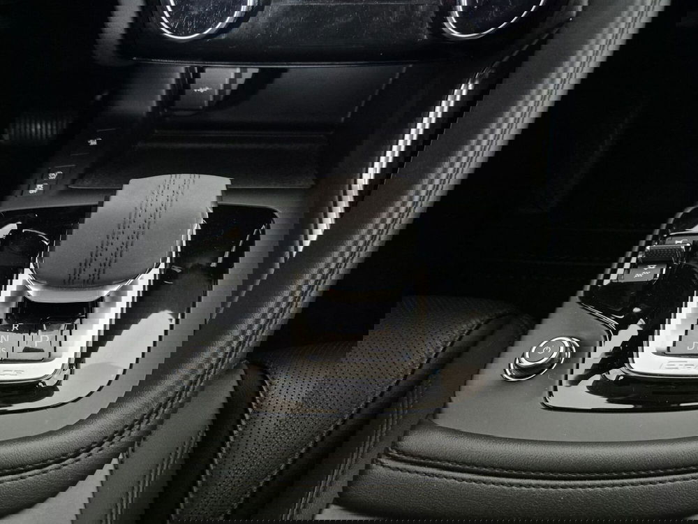 Jaguar E-Pace usata a Torino (10)