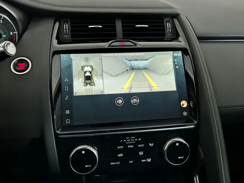 Jaguar E-Pace usata a Torino (14)