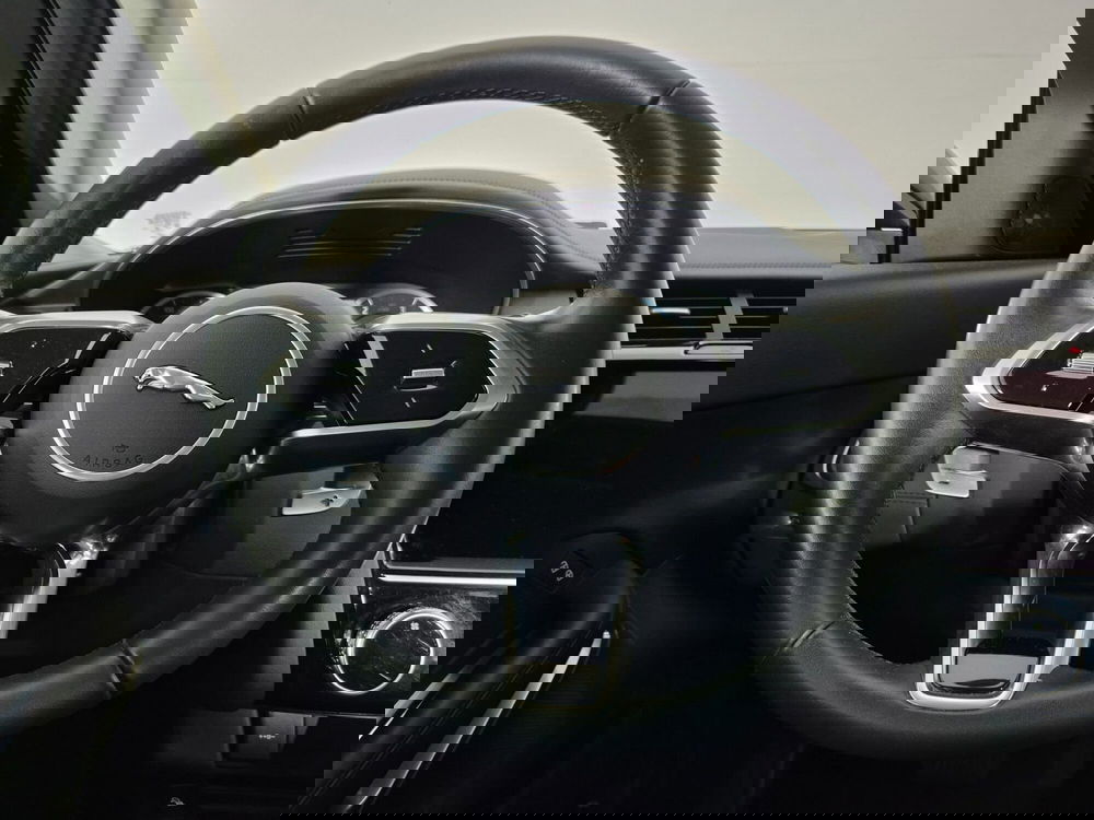Jaguar E-Pace usata a Torino (19)