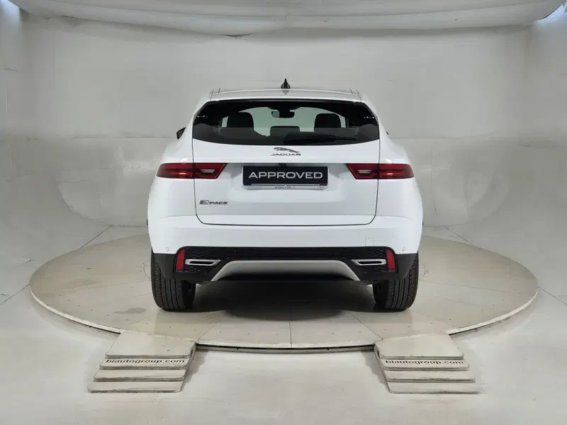 Jaguar E-Pace usata a Torino (7)