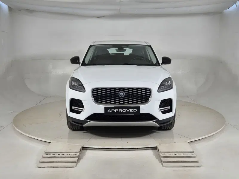 Jaguar E-Pace usata a Torino (8)