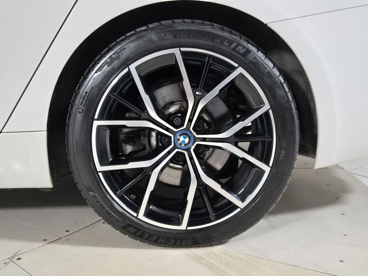 BMW Serie 5 Touring usata a Torino (14)