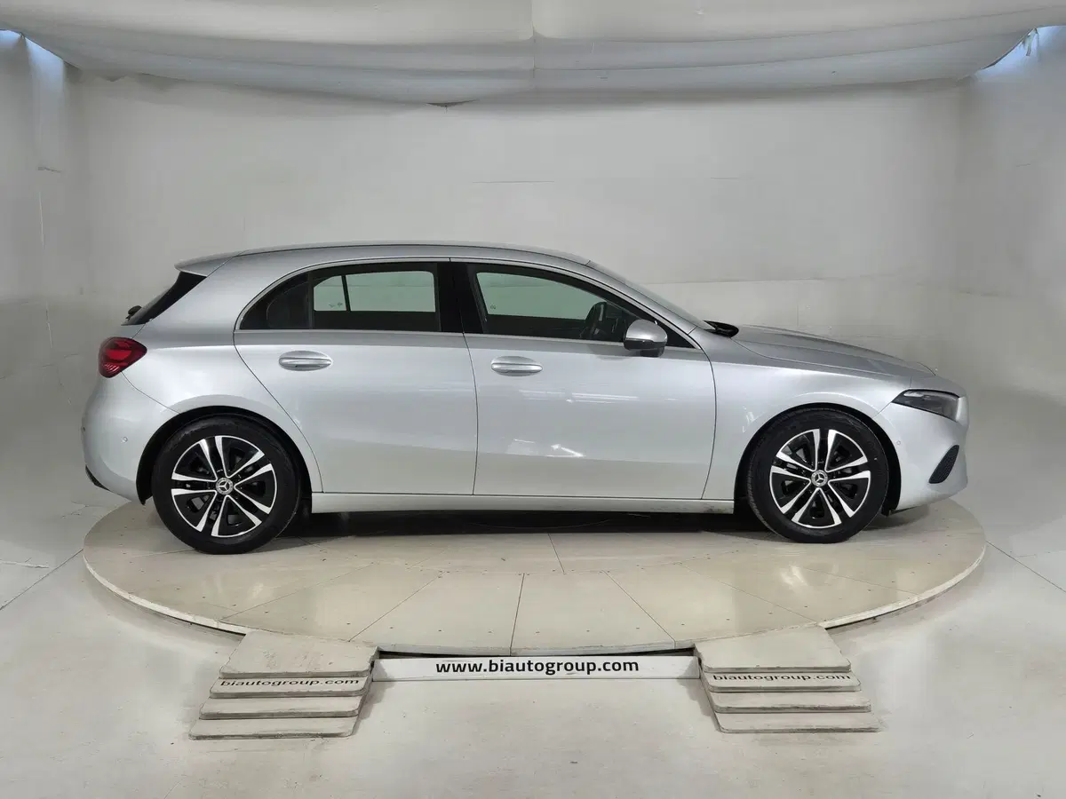 Mercedes-Benz Classe A Sedan usata a Torino (5)