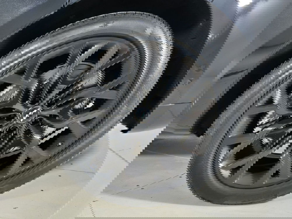 Aston Martin DBX usata a Torino (13)