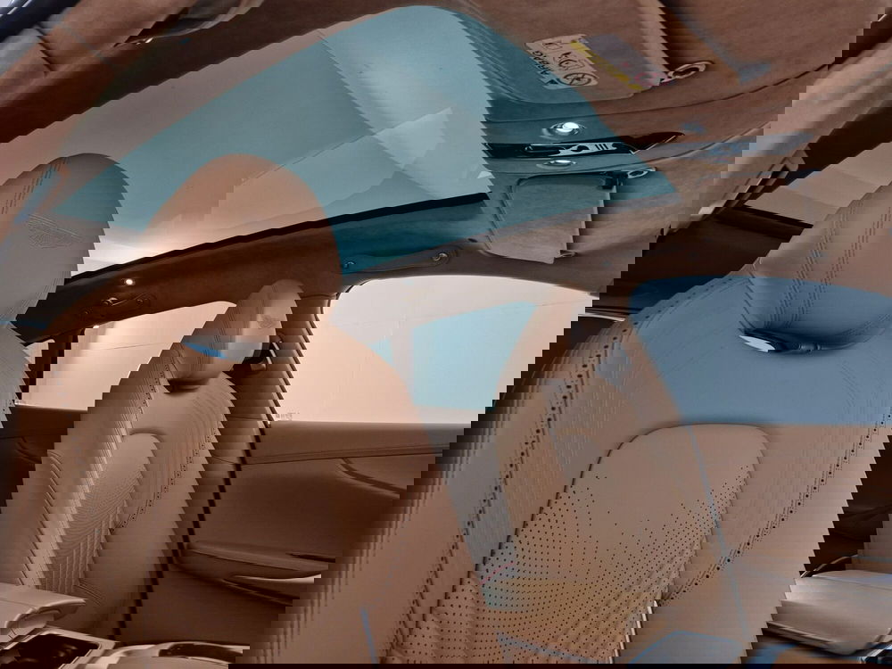 Aston Martin DBX usata a Torino (16)