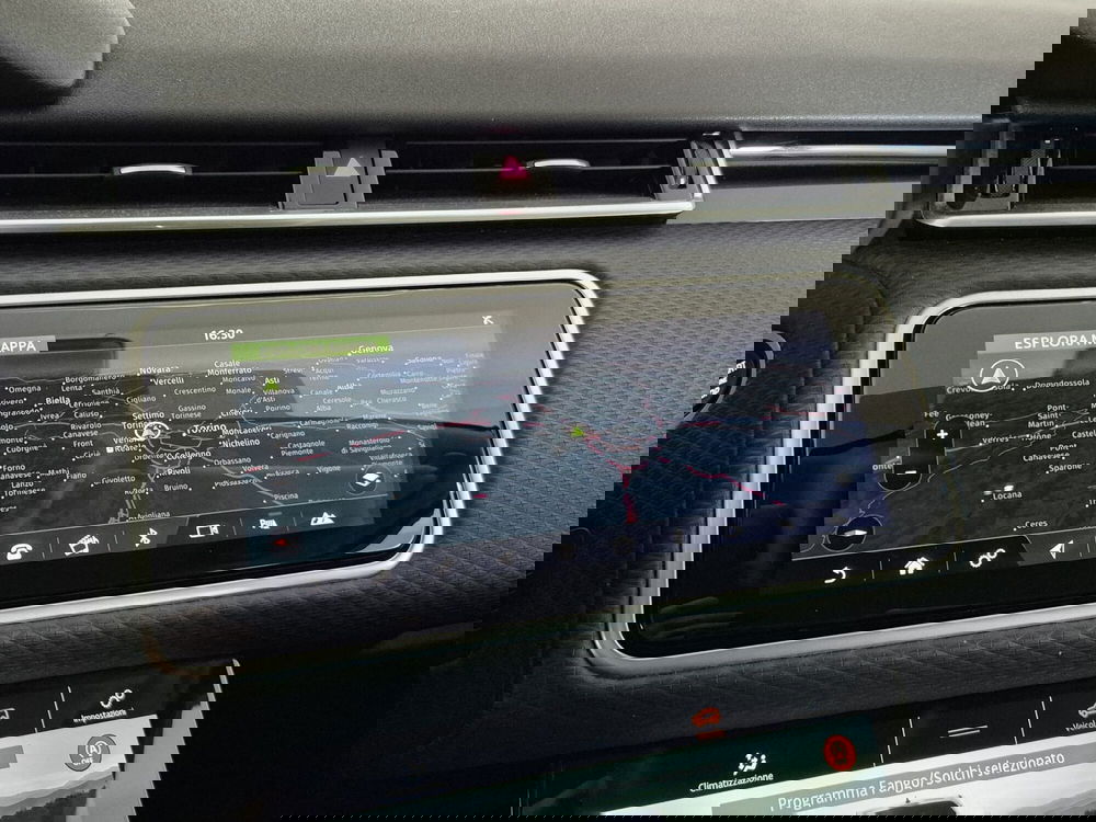 Land Rover Range Rover Velar usata a Torino (11)