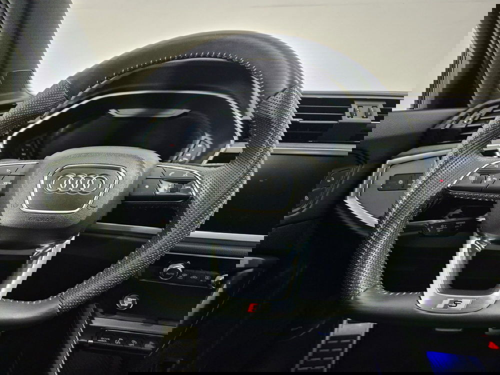 Audi Q3 Sportback usata a Torino (9)