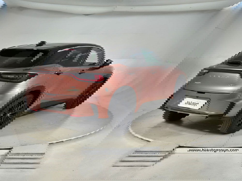 Lexus LBX usata a Torino (4)