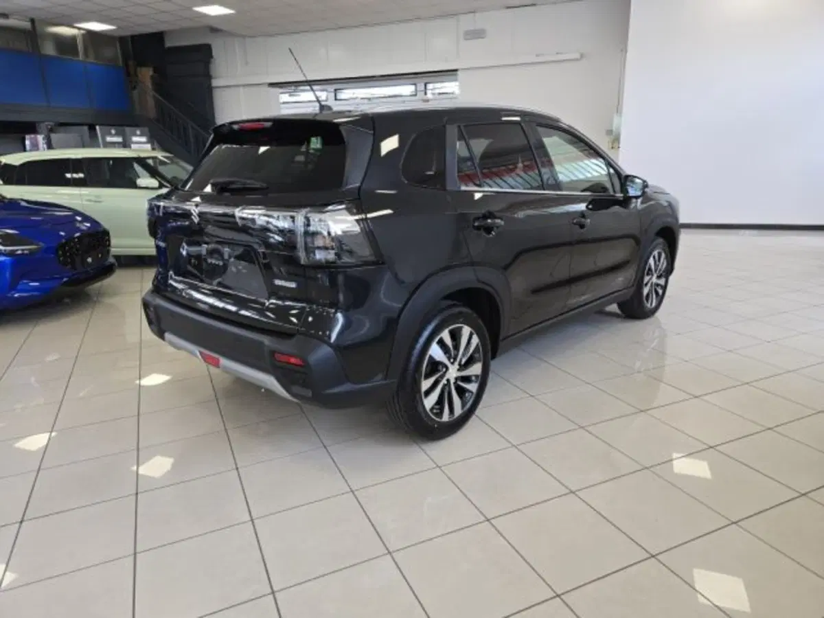 Suzuki S-Cross nuova a Reggio Emilia (6)