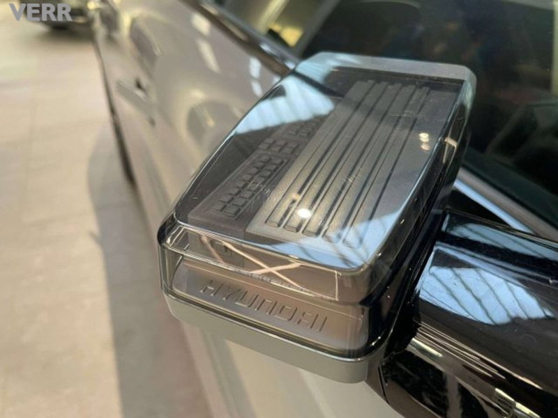 Hyundai Ioniq 6 nuova a Milano (8)