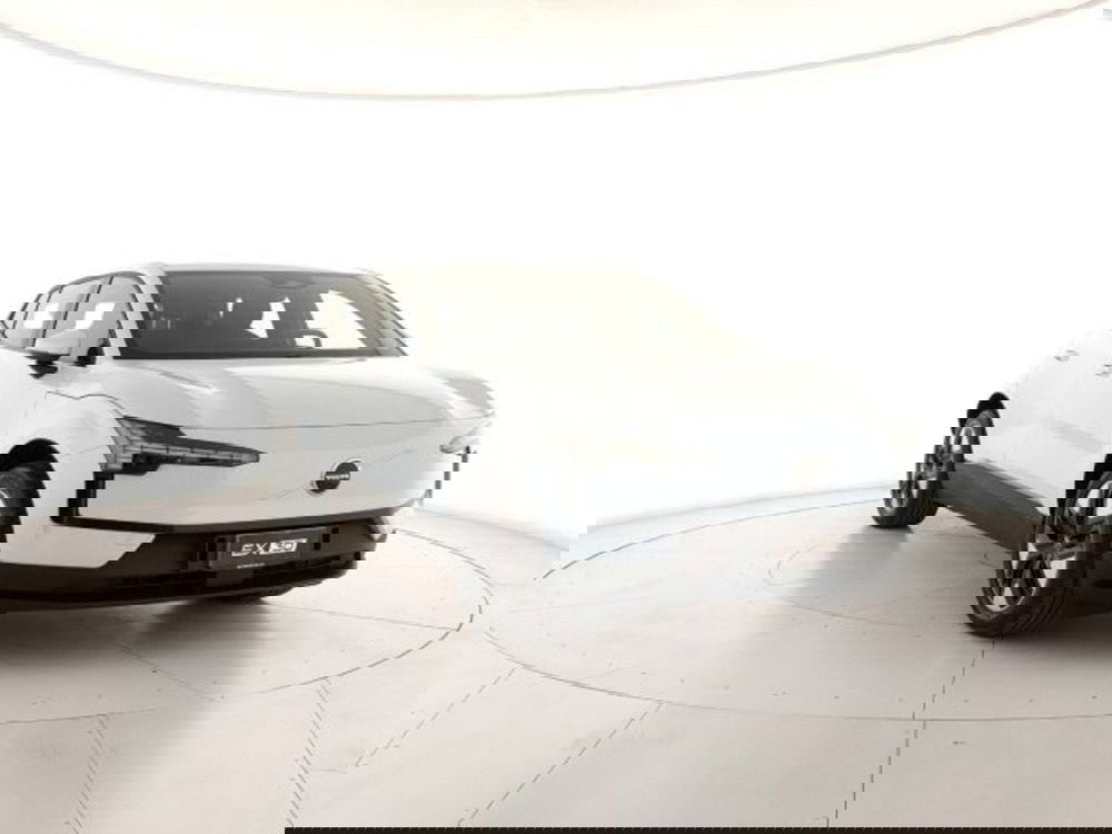 Volvo EX30 nuova a Modena (6)