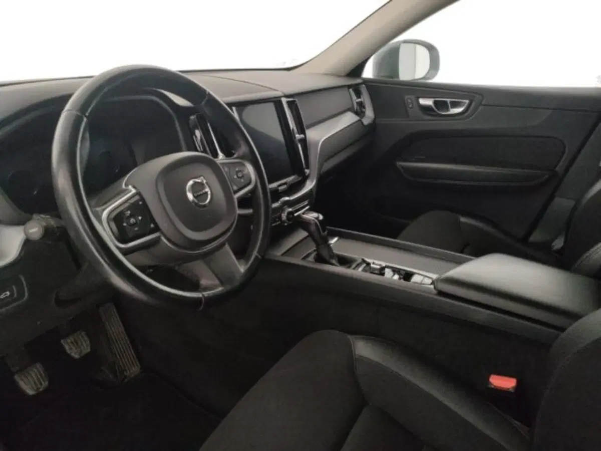 Volvo XC60 usata a Modena (8)
