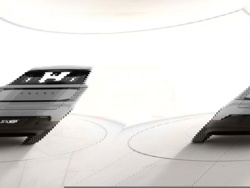 Volvo EX30 nuova a Modena (5)