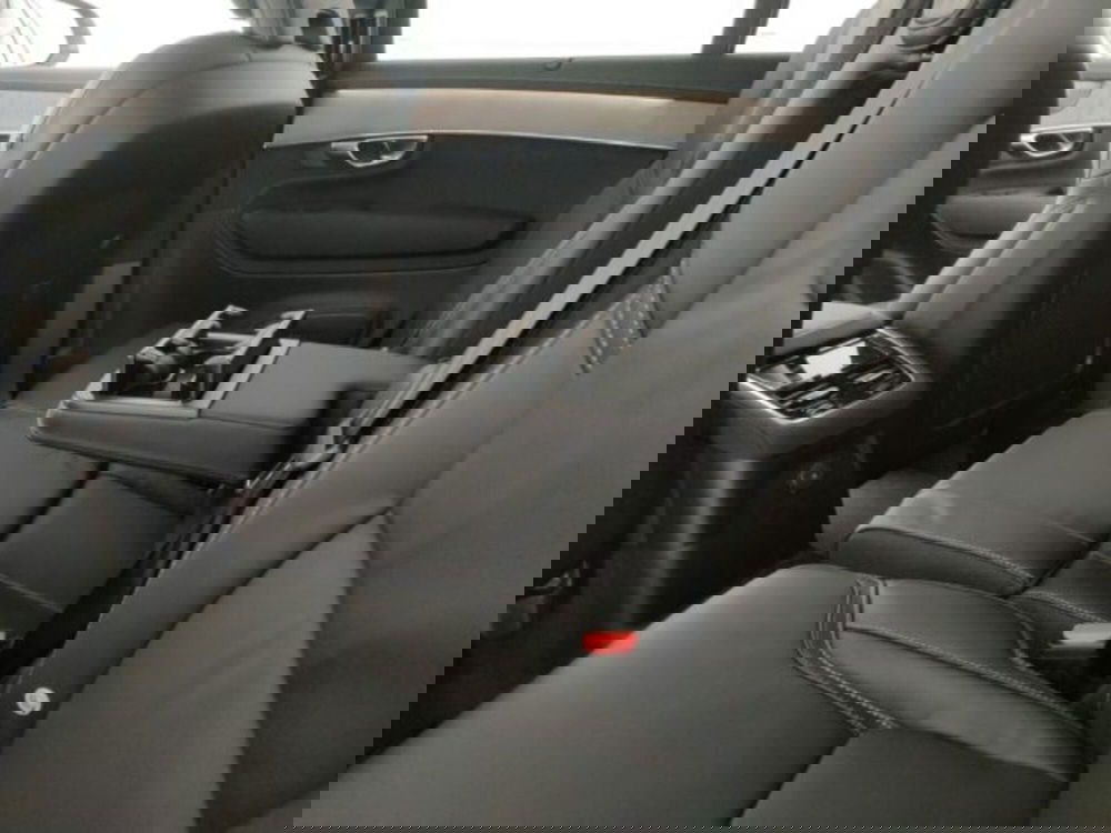 Volvo XC90 nuova a Modena (10)