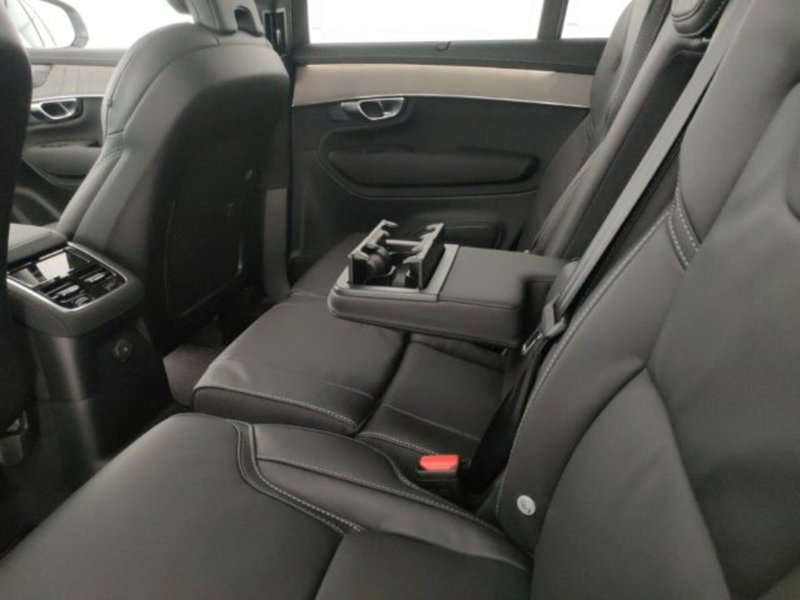 Volvo XC90 nuova a Modena (10)
