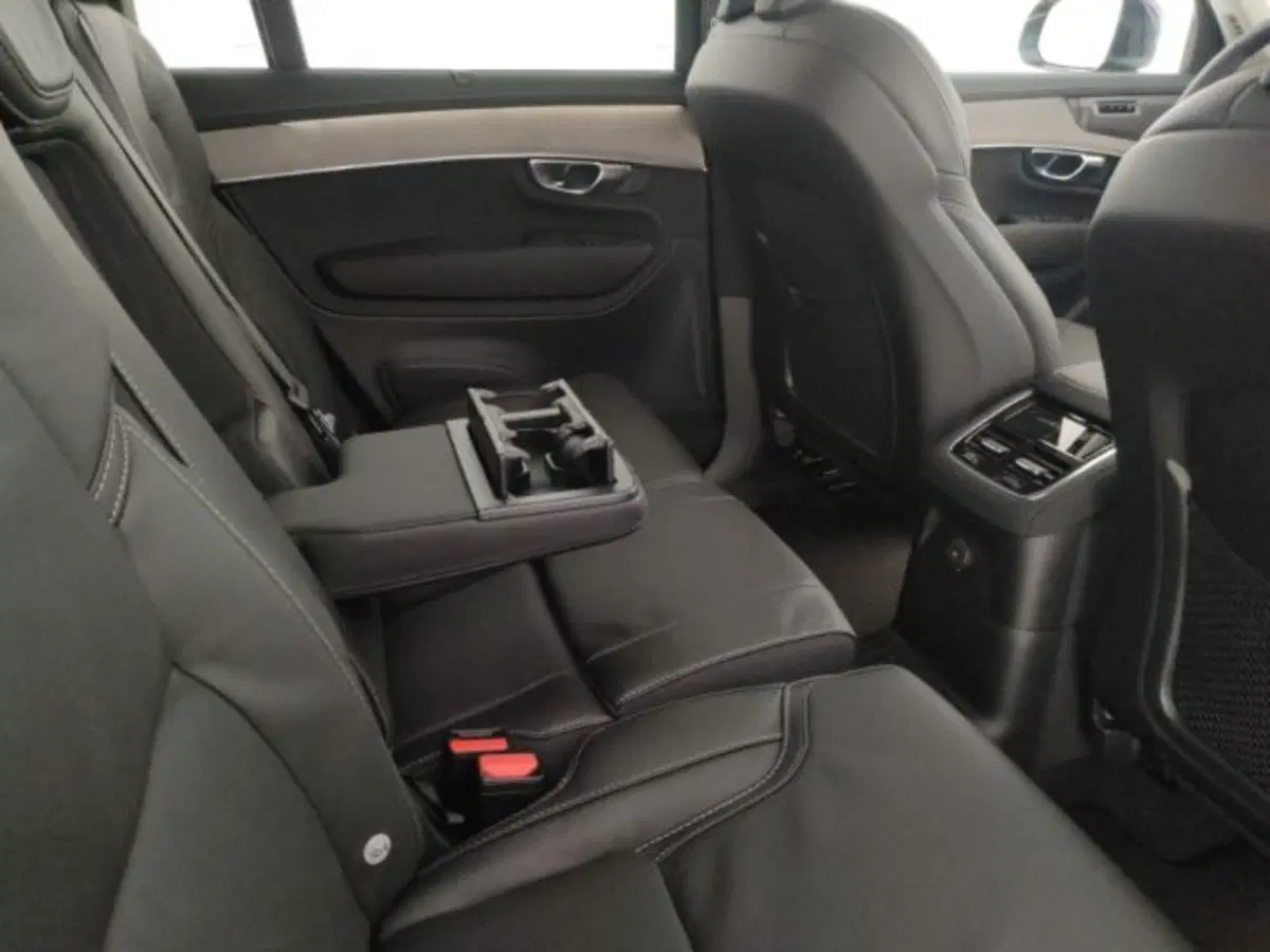 Volvo XC90 nuova a Modena (11)