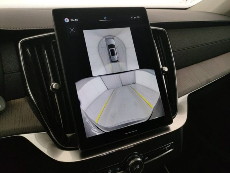 Volvo XC90 nuova a Modena (15)
