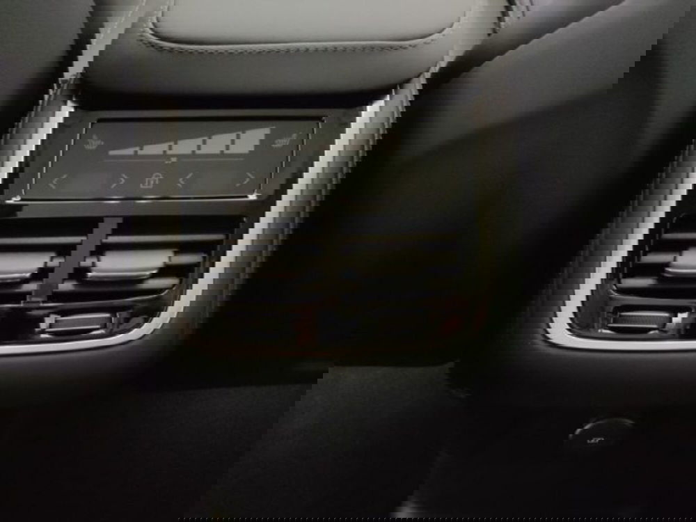 Volvo XC90 nuova a Modena (19)