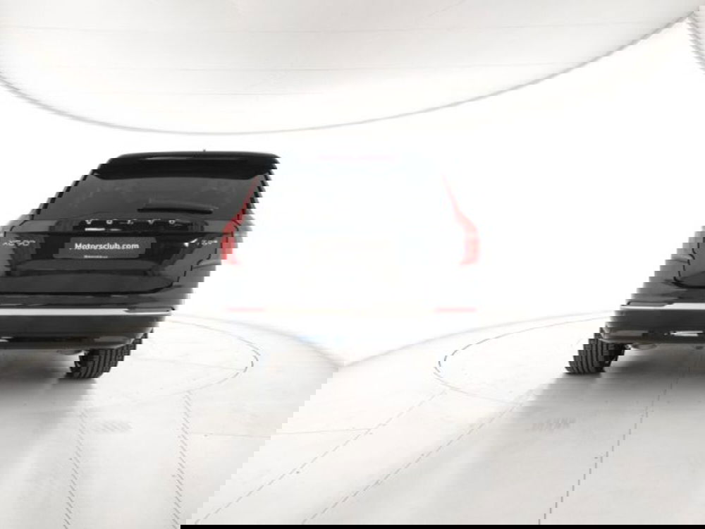 Volvo XC90 nuova a Modena (4)