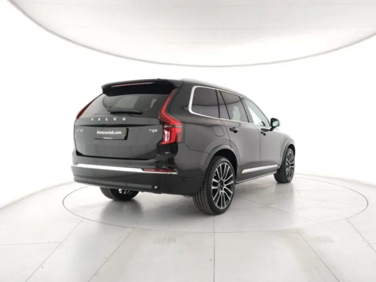 Volvo XC90 nuova a Modena (5)