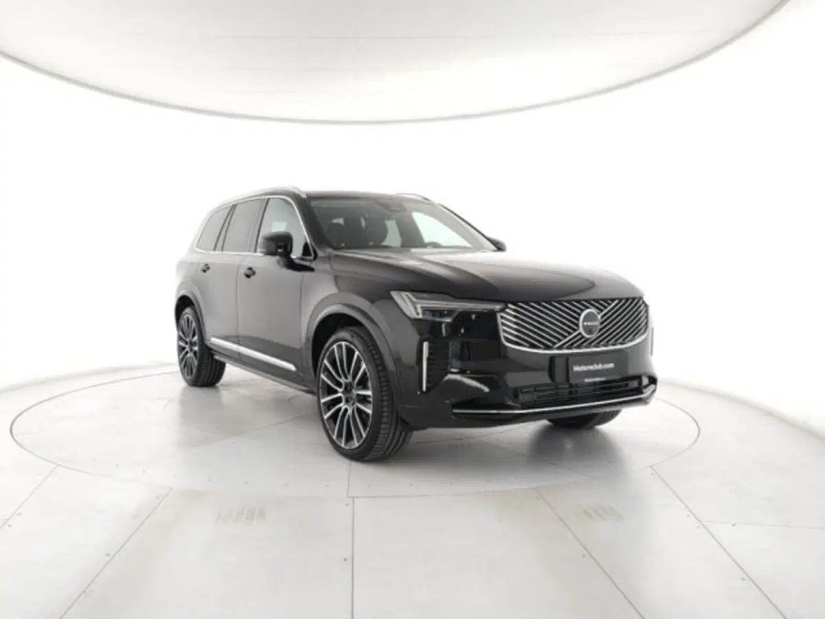 Volvo XC90 nuova a Modena (6)