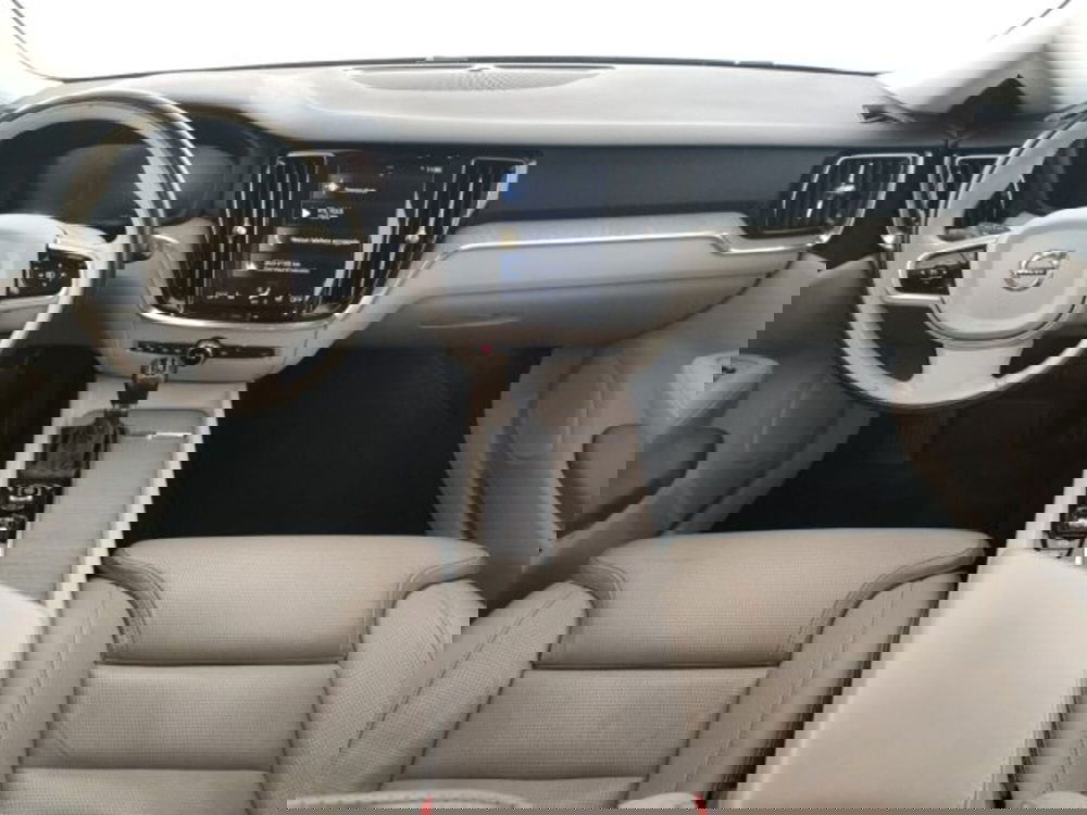 Volvo V60 usata a Modena (8)