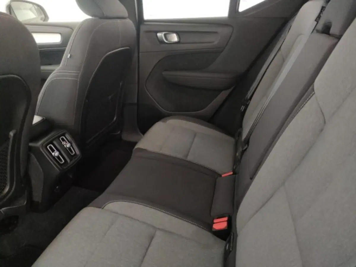 Volvo XC40 usata a Modena (10)