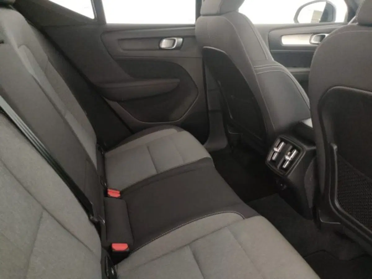 Volvo XC40 usata a Modena (11)