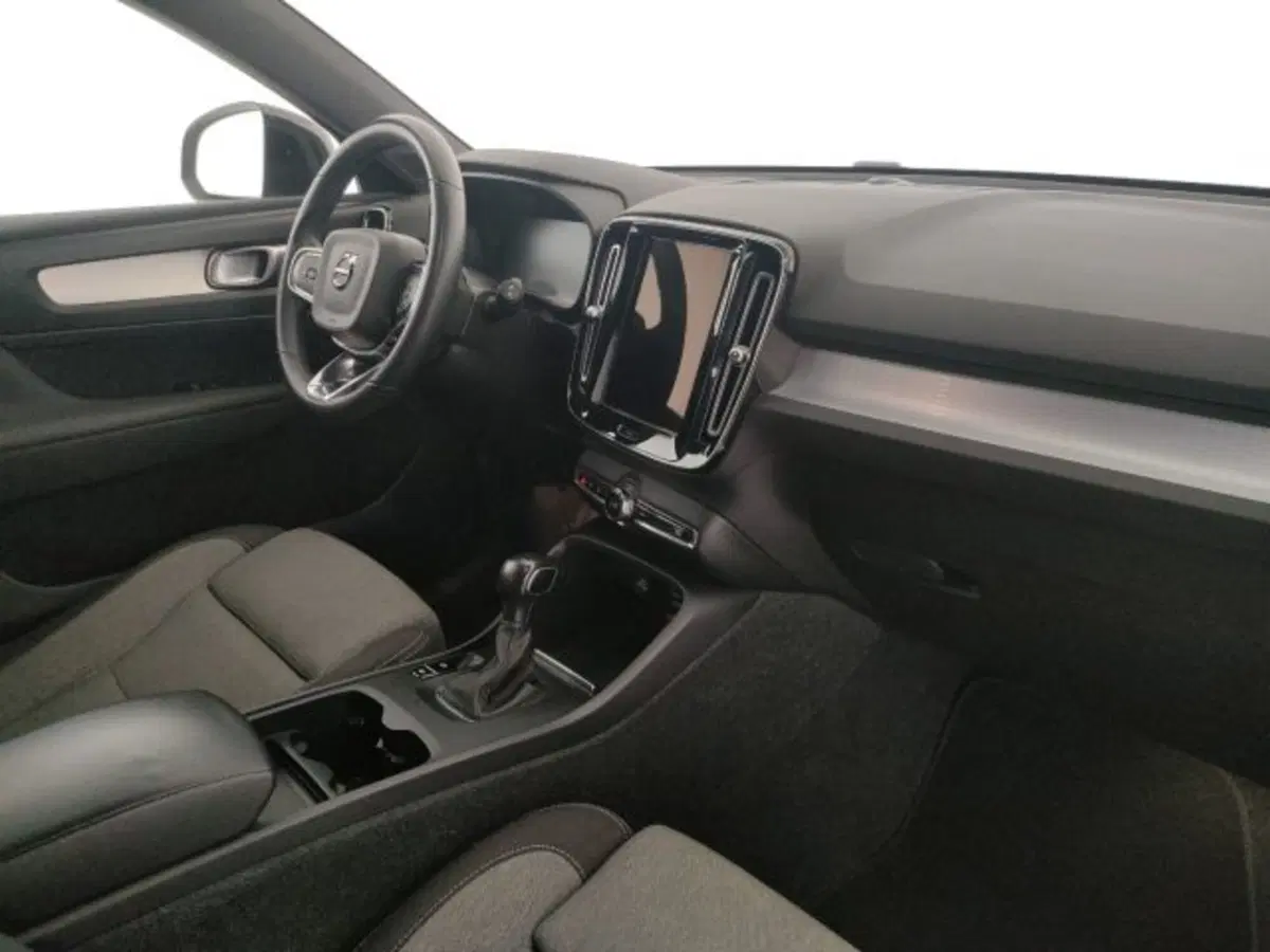 Volvo XC40 usata a Modena (12)