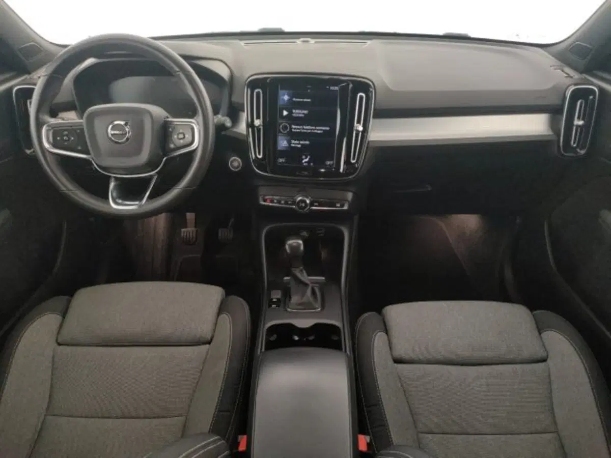 Volvo XC40 usata a Modena (13)