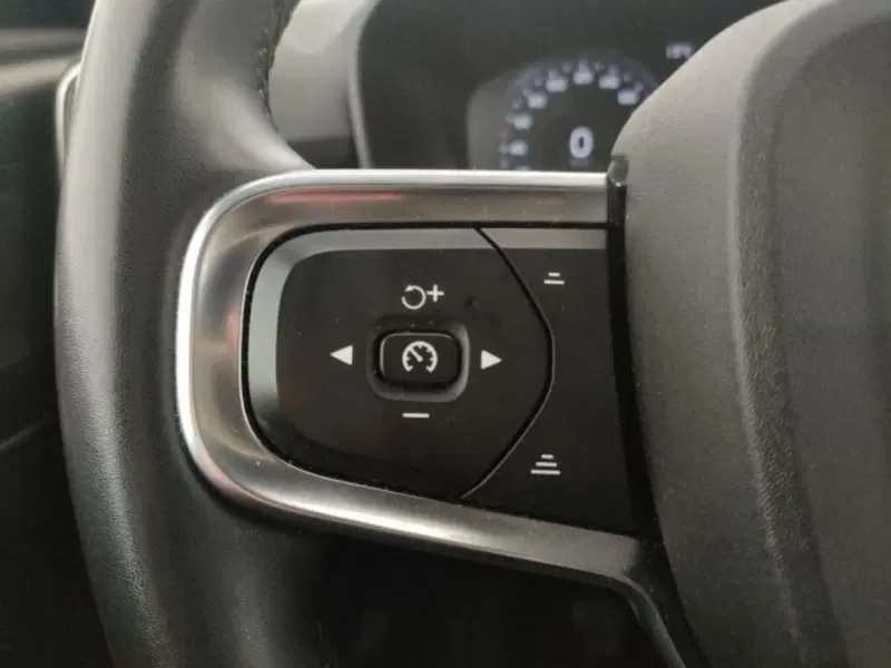 Volvo XC40 usata a Modena (17)