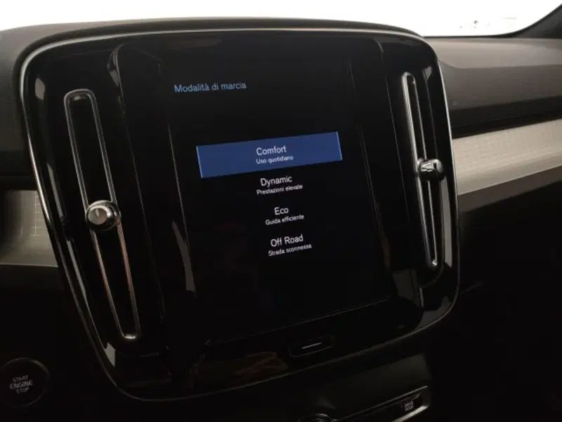 Volvo XC40 usata a Modena (19)