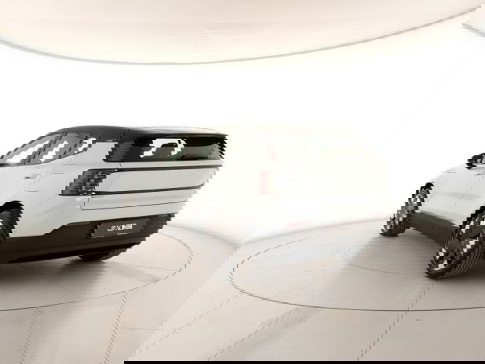 Volvo EX30 nuova a Modena (4)