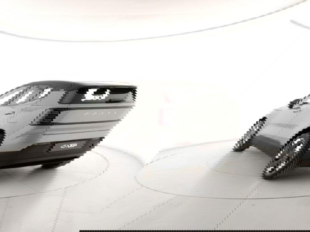 Volvo EX30 nuova a Modena (4)