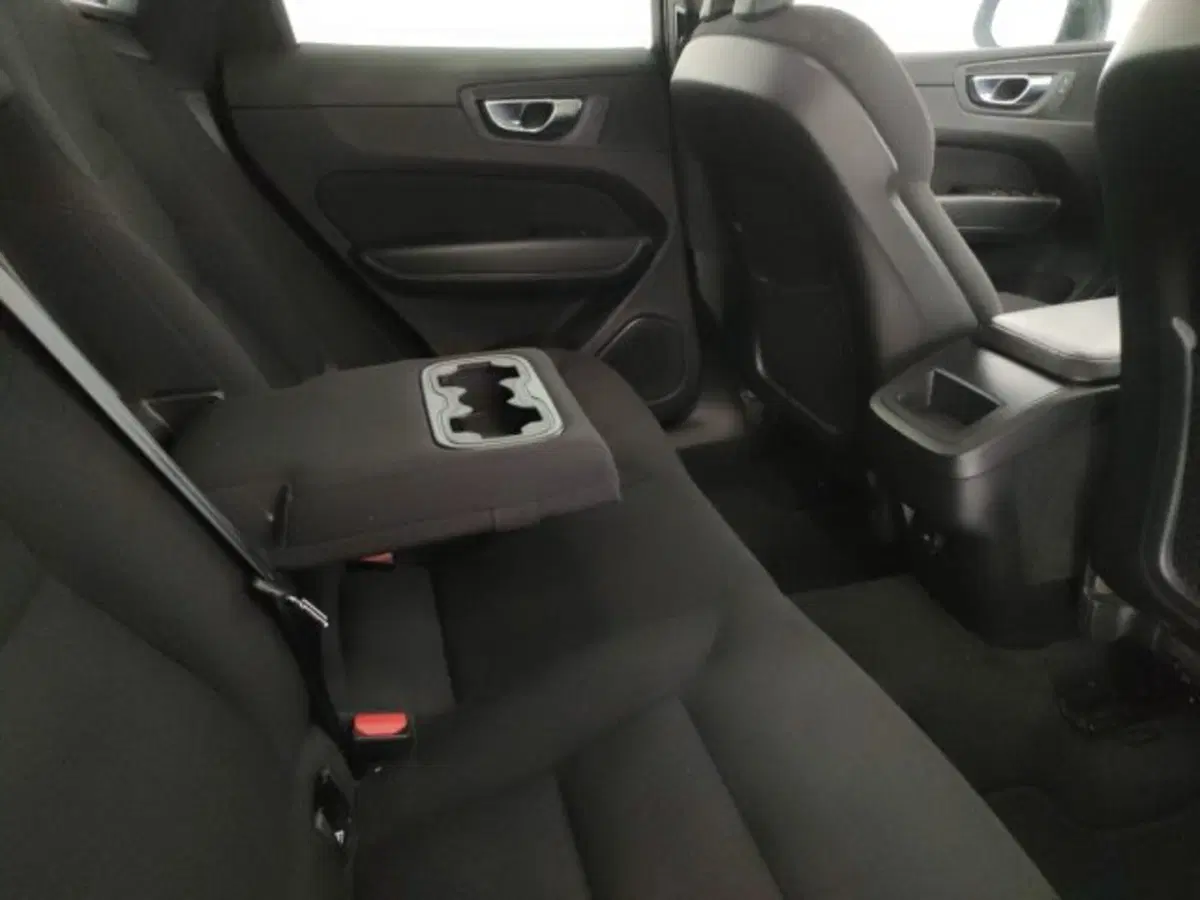 Volvo XC60 usata a Modena (11)