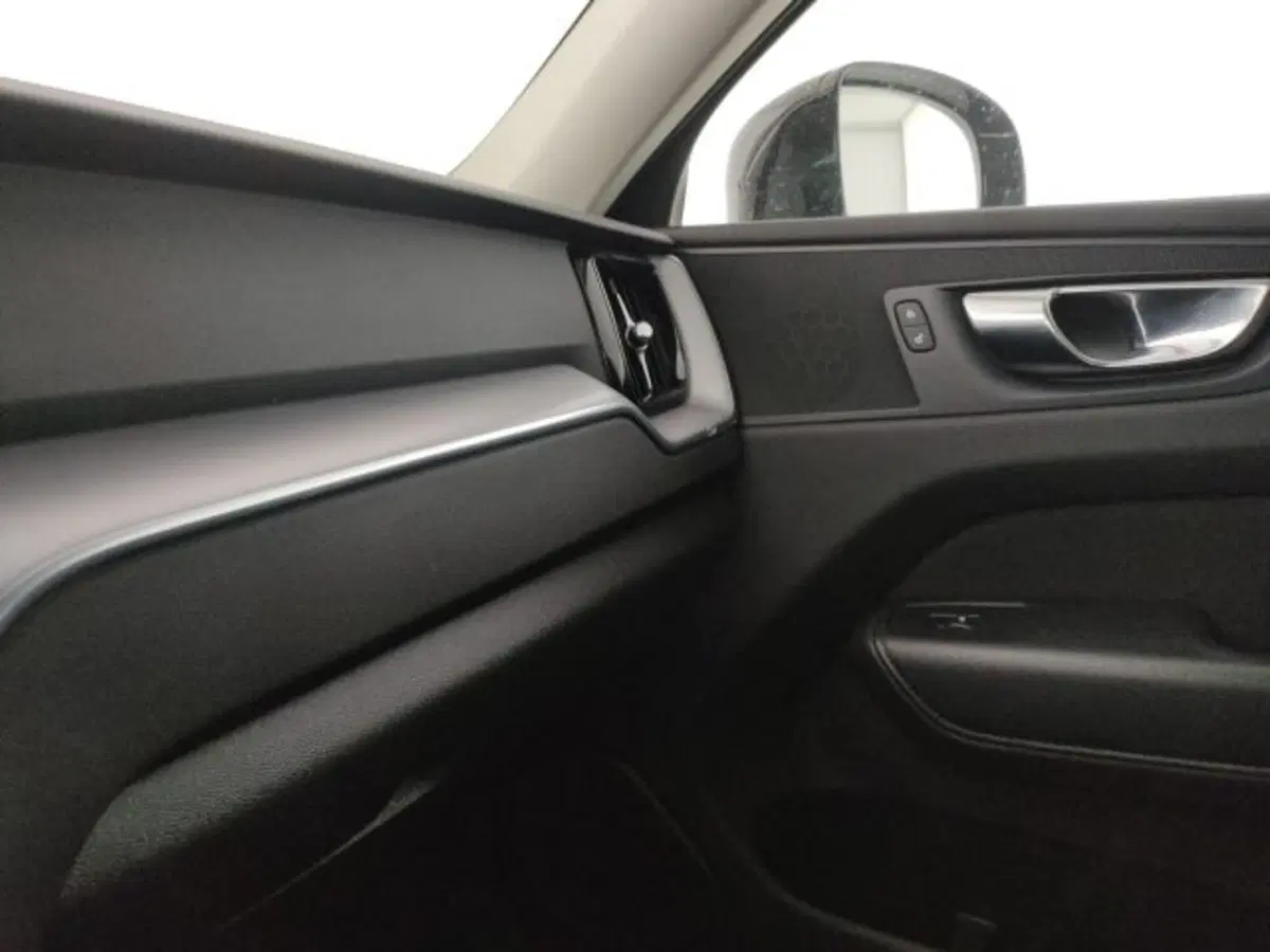 Volvo XC60 usata a Modena (13)
