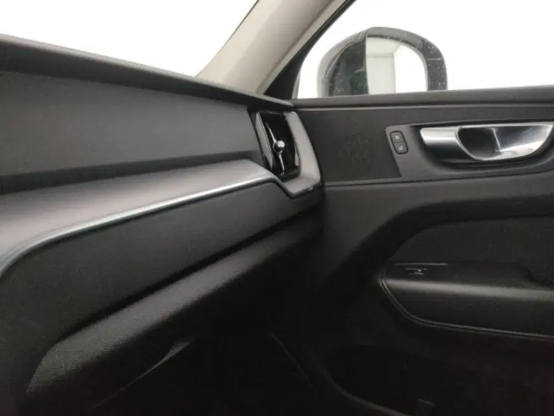 Volvo XC60 usata a Modena (13)