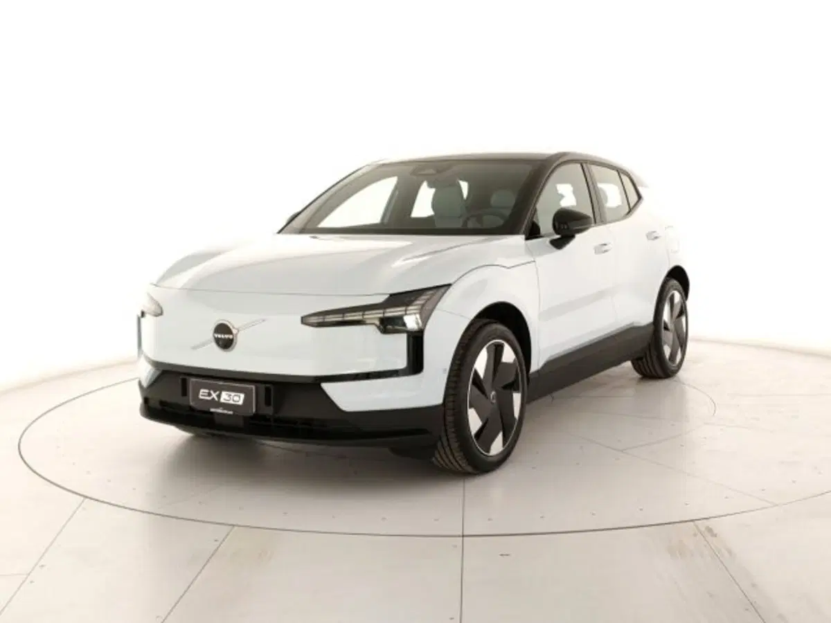 Volvo EX30 nuova a Modena (2)