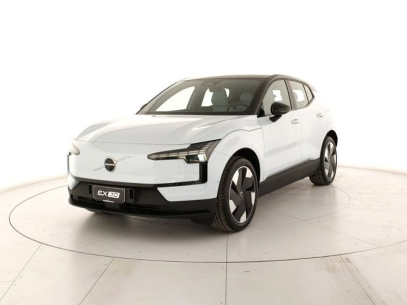 Volvo EX30 nuova a Modena (2)