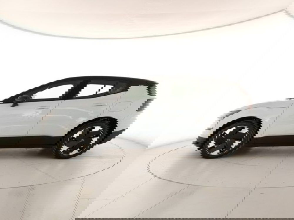 Volvo EX30 nuova a Modena (3)