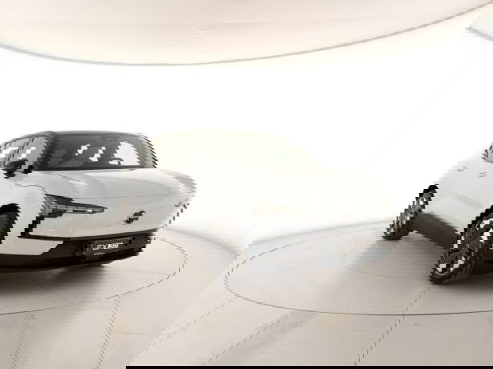 Volvo EX30 nuova a Modena (7)