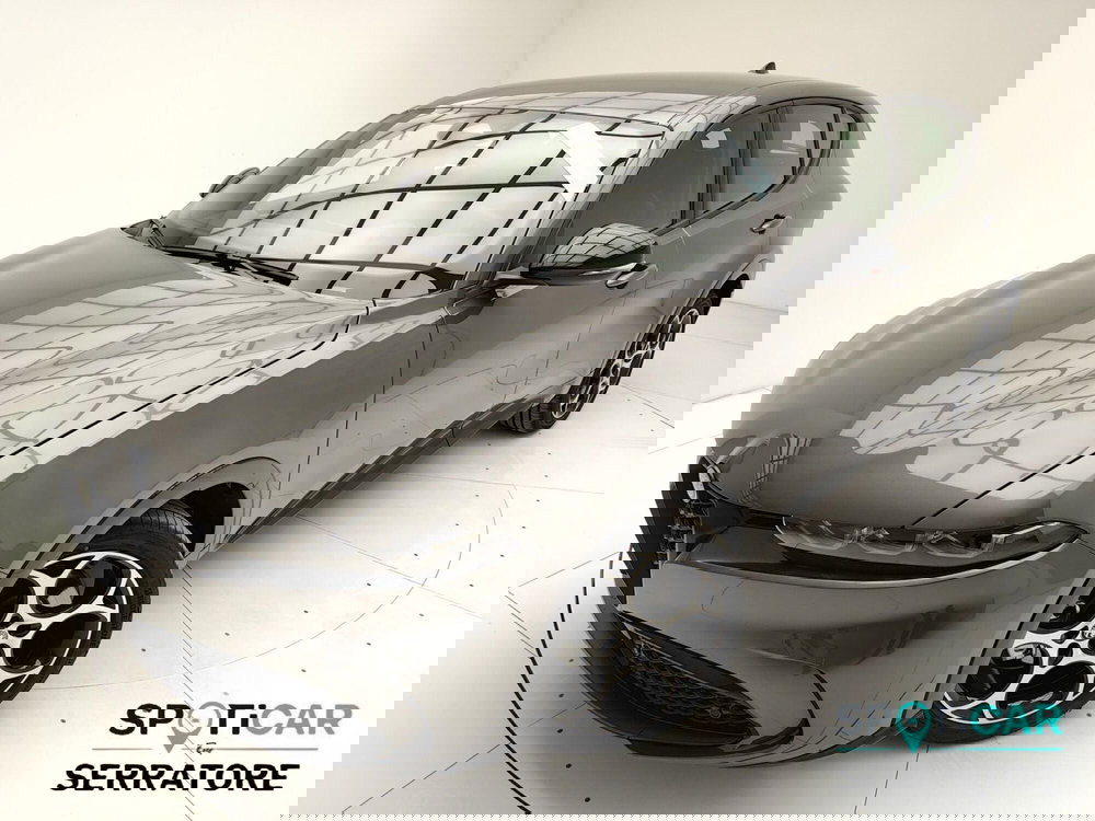 Alfa Romeo Tonale nuova a Como (14)