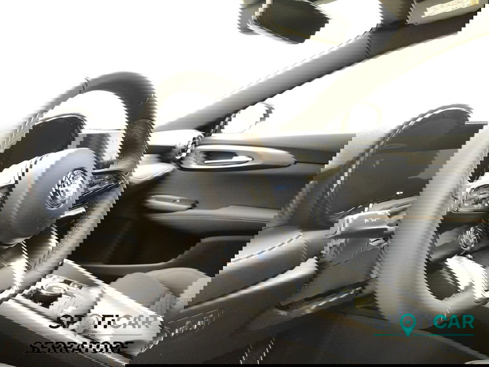 Alfa Romeo Tonale nuova a Como (8)